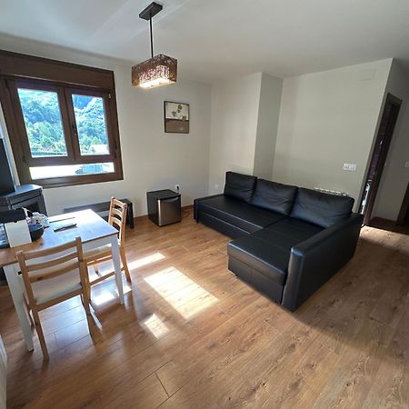Hostal La Cuna del Sella Oseja de Sajambre Esterno foto