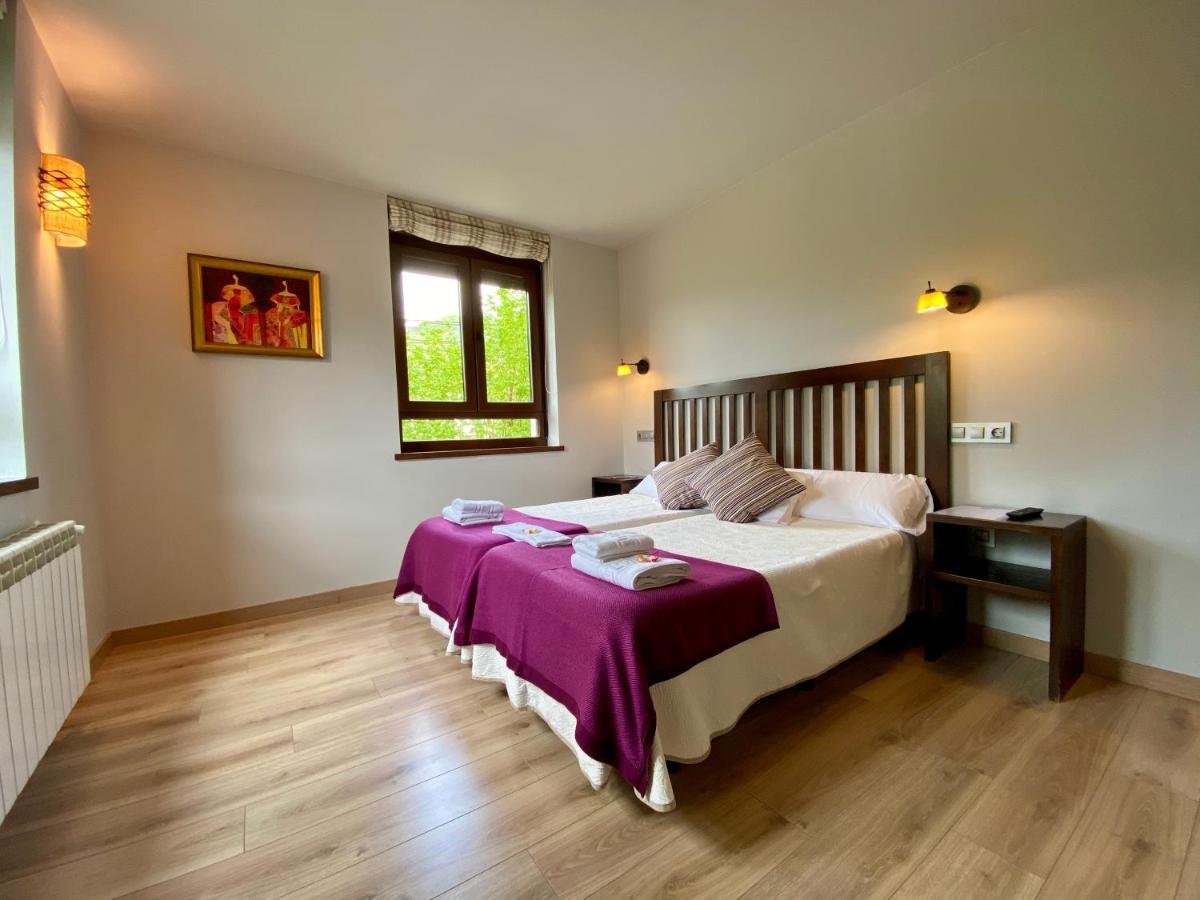 Hostal La Cuna del Sella Oseja de Sajambre Esterno foto
