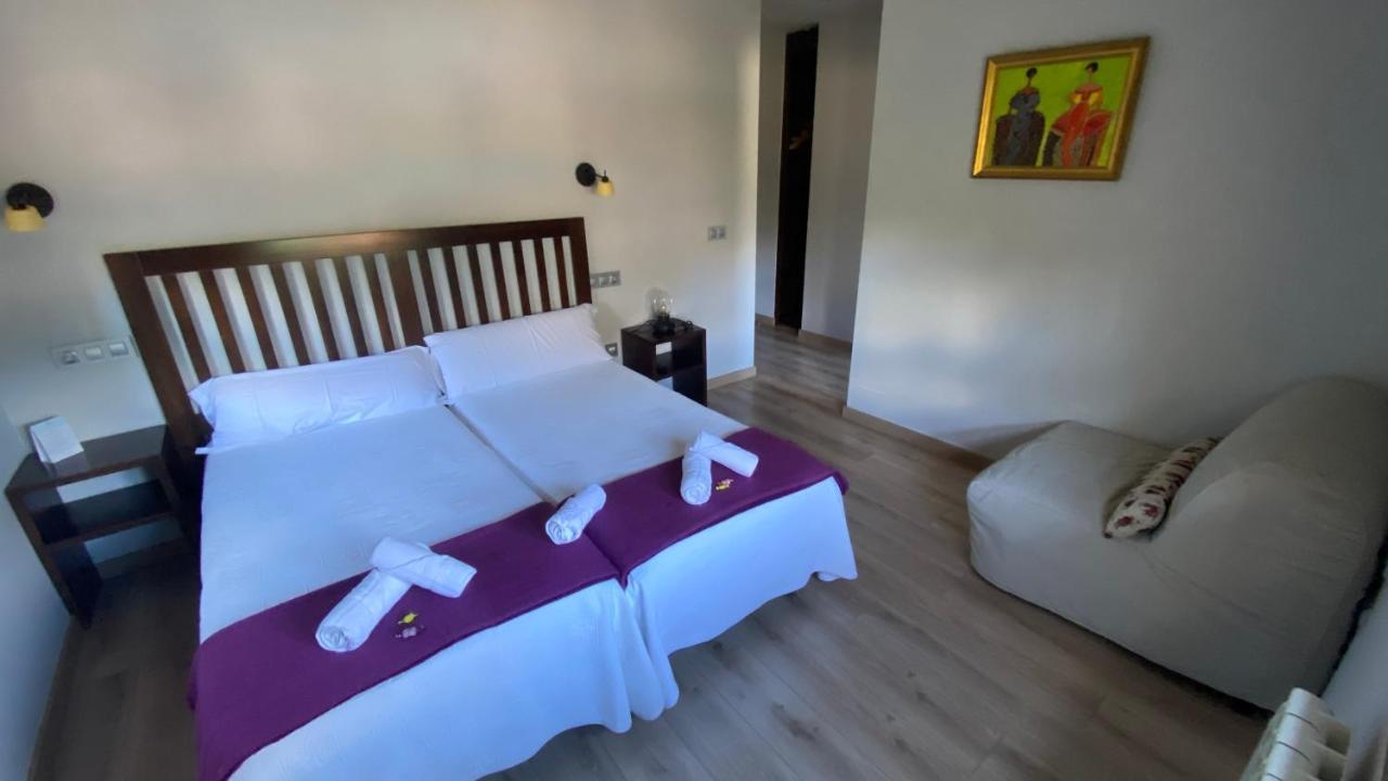 Hostal La Cuna del Sella Oseja de Sajambre Esterno foto