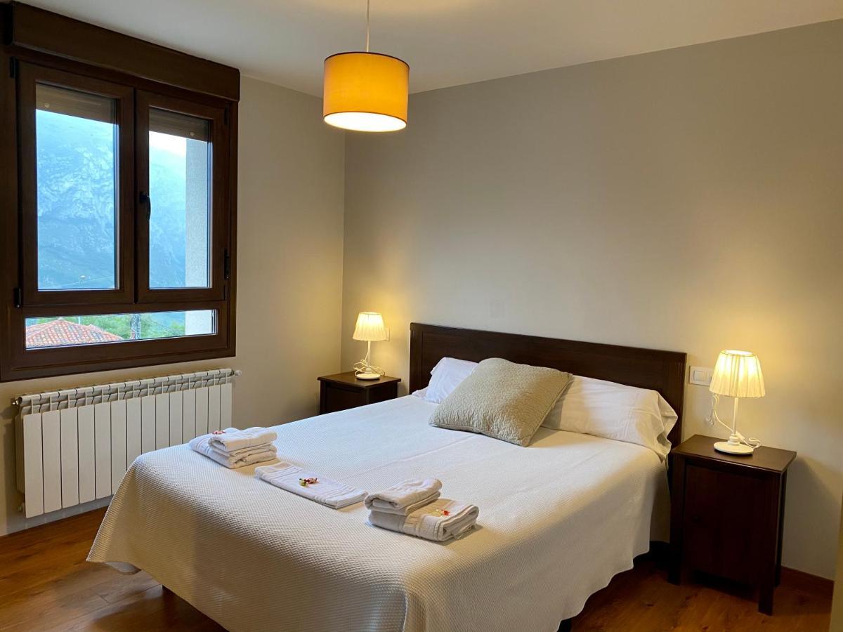 Hostal La Cuna del Sella Oseja de Sajambre Esterno foto