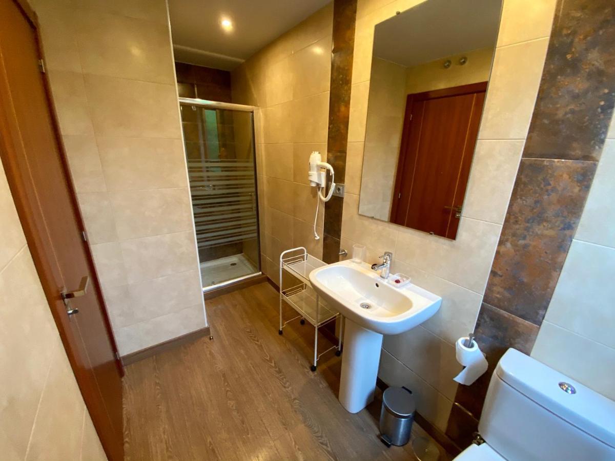 Hostal La Cuna del Sella Oseja de Sajambre Esterno foto